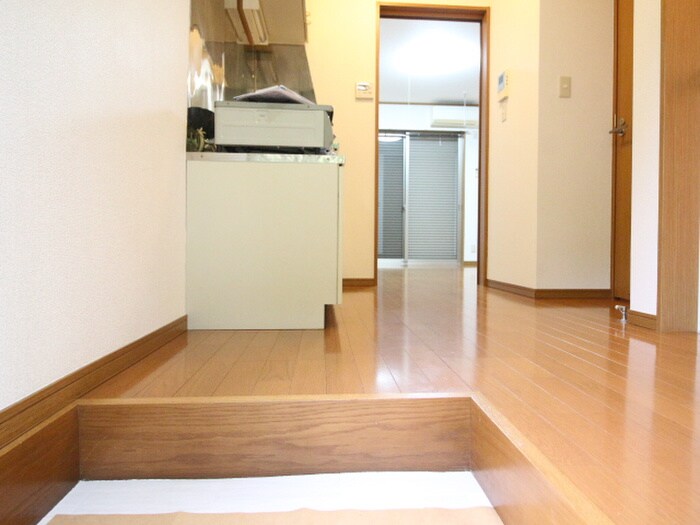 物件内観写真17　(廊下)