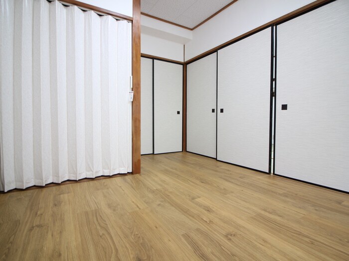 物件内観写真9　(居室)