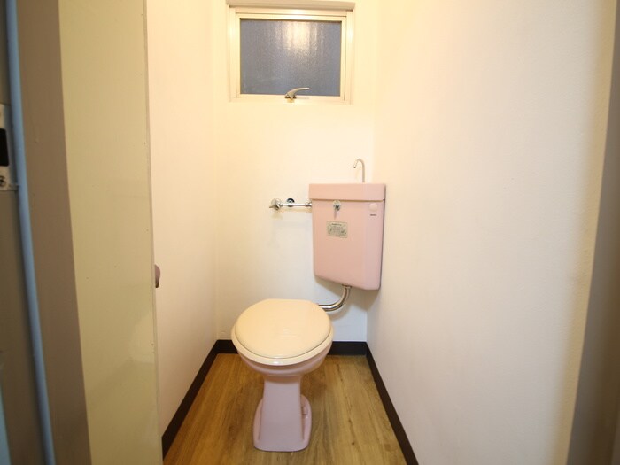 物件内観写真13　(トイレ)