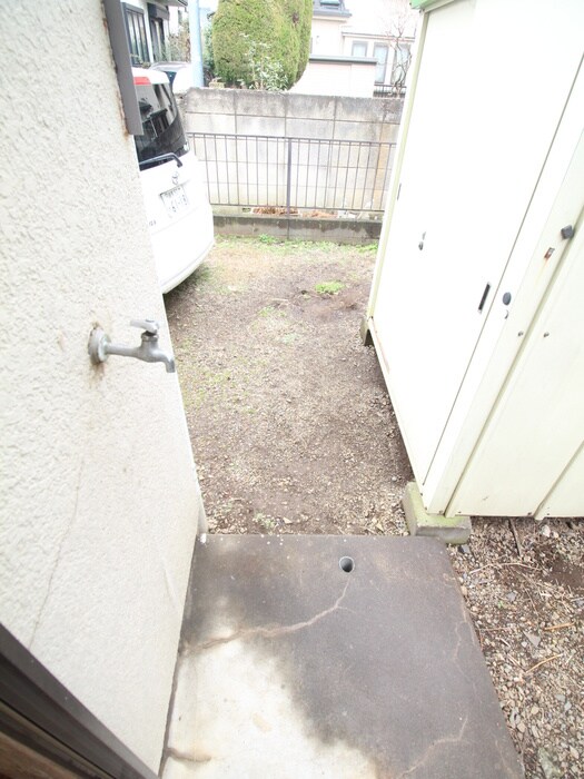 物件内観写真14　(洗濯機置場)