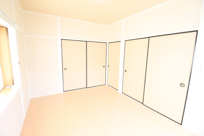 物件内観写真5　(居室)