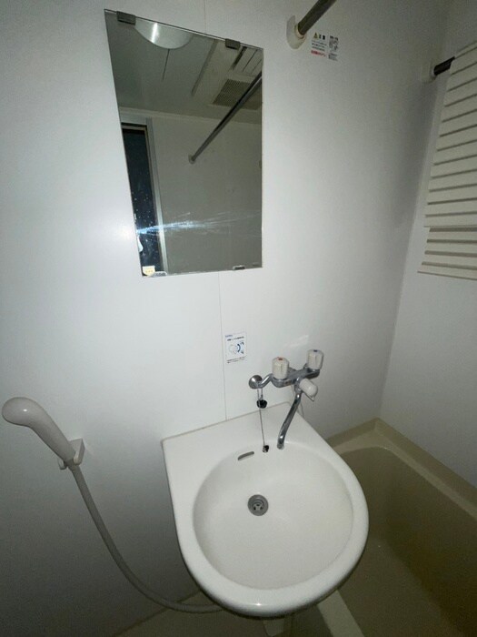 物件内観写真13　(洗面)