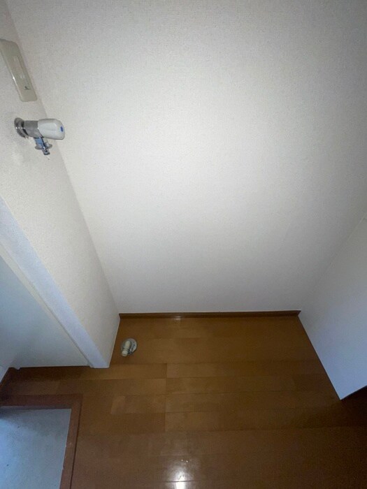 物件内観写真19　(洗濯機置場)