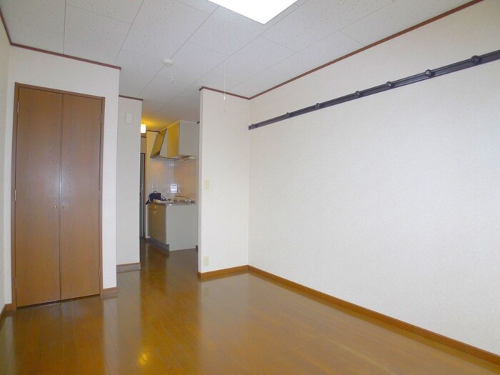 物件内観写真10　(居室)