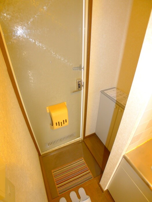 物件内観写真15　(玄関)