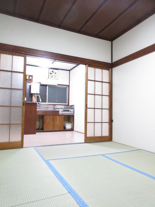 物件内観写真10　(居室)