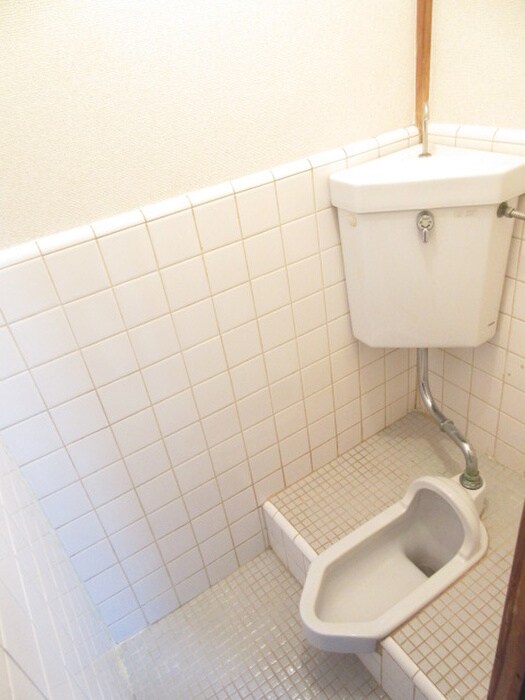 物件内観写真14　(トイレ)