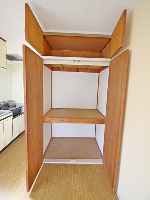 物件内観写真9　(収納)