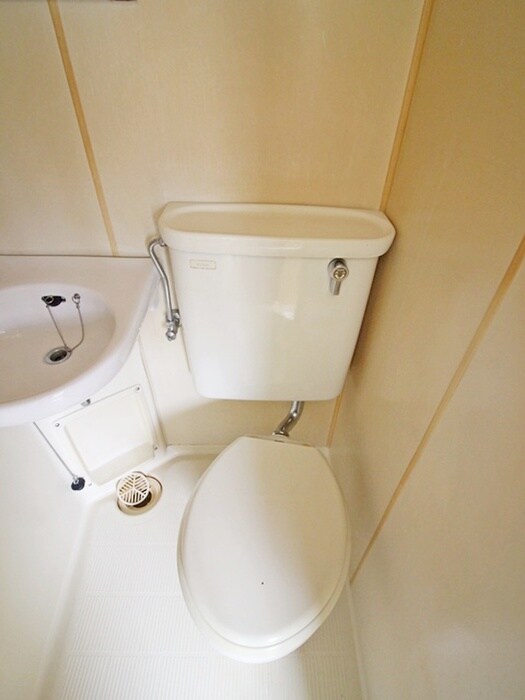物件内観写真12　(トイレ)