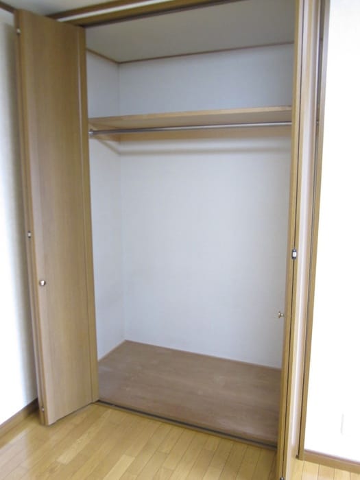 物件内観写真10　(収納)