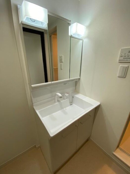 物件内観写真12　(洗面)