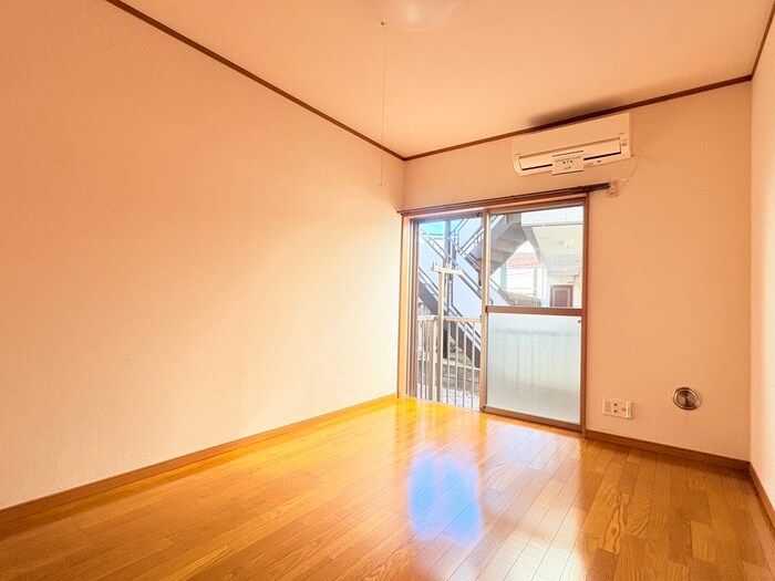 物件内観写真6　(居室)