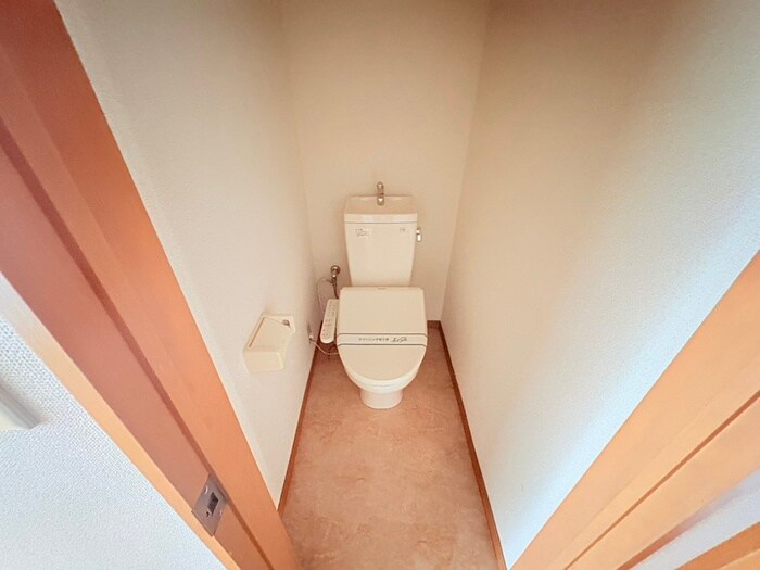 物件内観写真10　(トイレ)