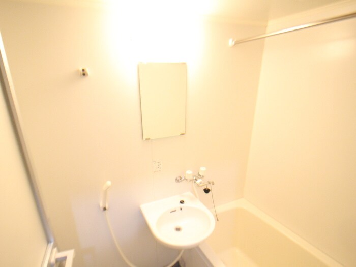 物件内観写真10　(洗面)