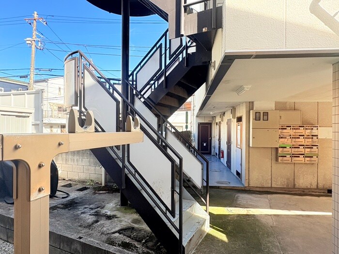 物件内観写真13　(室内からの展望)