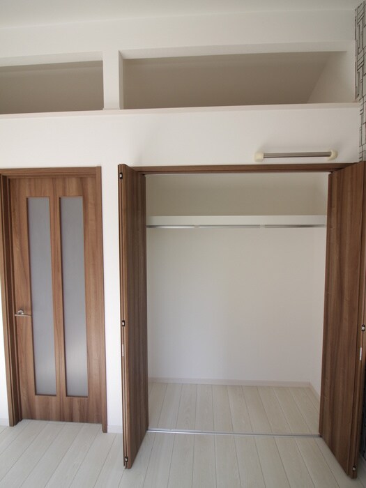 物件内観写真11　(収納)