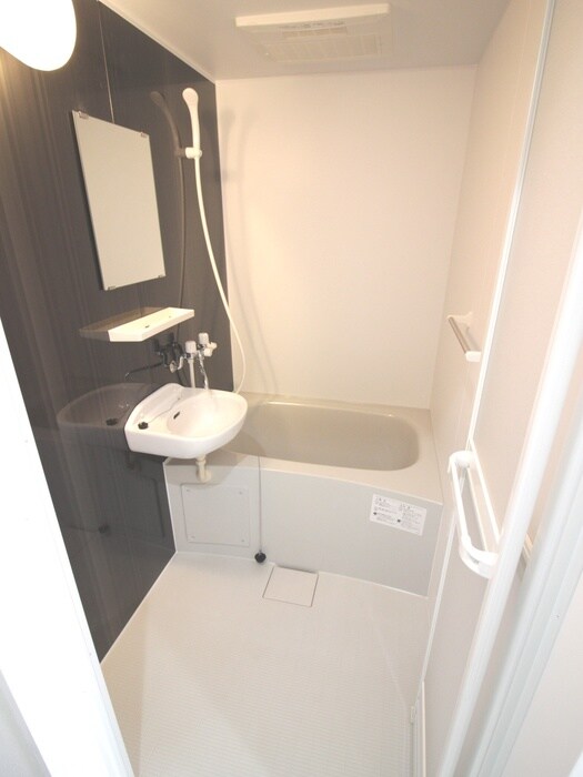 物件内観写真13　(バス／シャワールーム等)