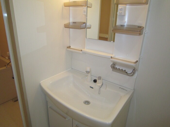 物件内観写真9　(洗面)