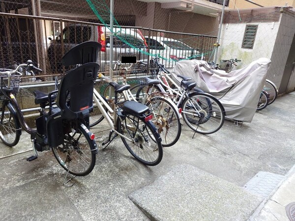 駐輪場