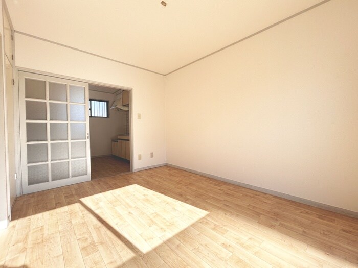 物件内観写真8　(居室)