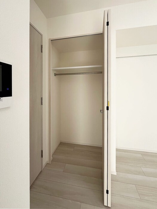 物件内観写真6　(収納)