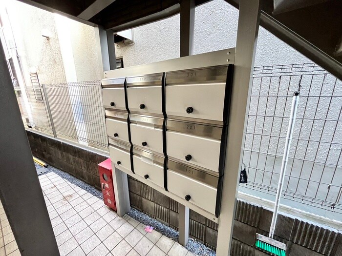 物件外観写真4　(建物設備)