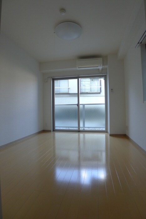 物件内観写真12　(居室)