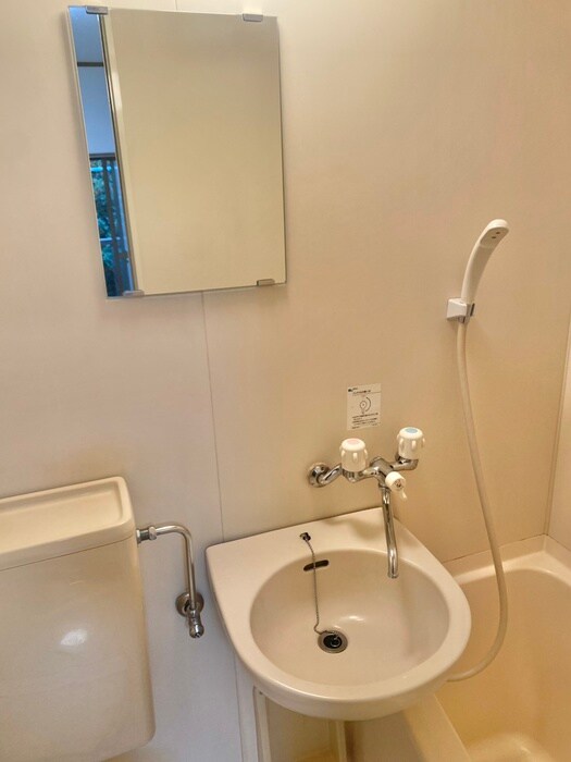 物件内観写真10　(洗面)