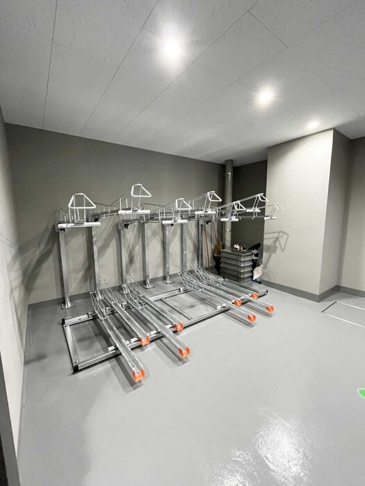 物件外観写真5　(駐輪場)