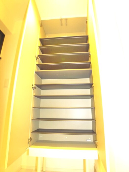 物件内観写真17　(靴箱)