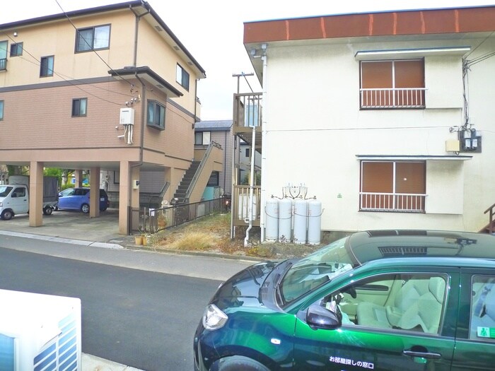 物件内観写真22　(室内からの展望)