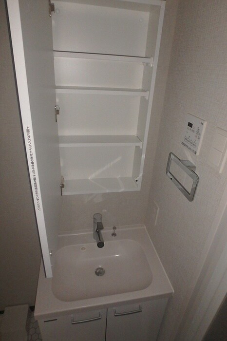 物件内観写真10　(洗面)