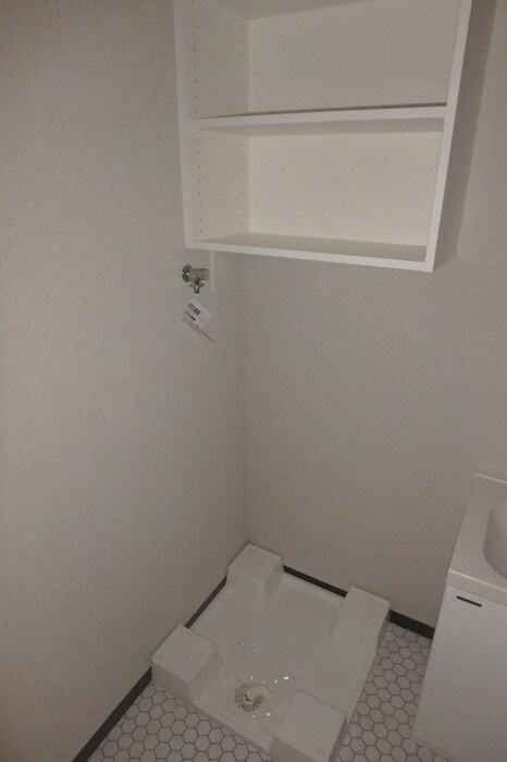 物件内観写真13　(洗濯機置場)