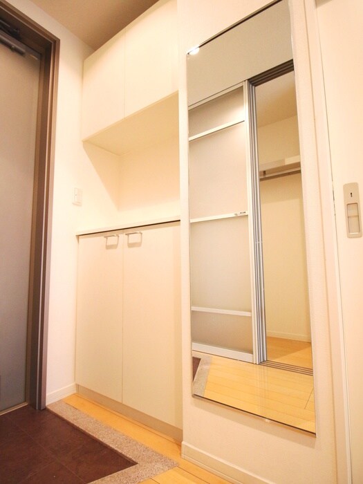 物件内観写真15　(靴箱)