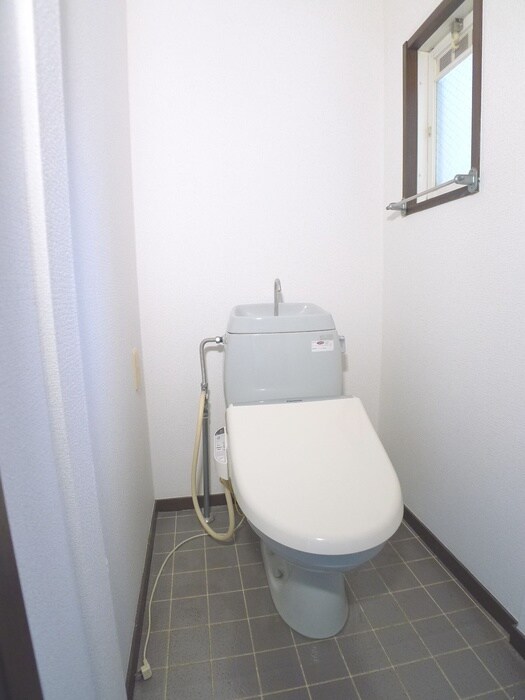 物件内観写真15　(トイレ)