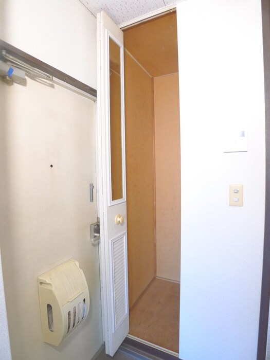 物件内観写真17　(収納)