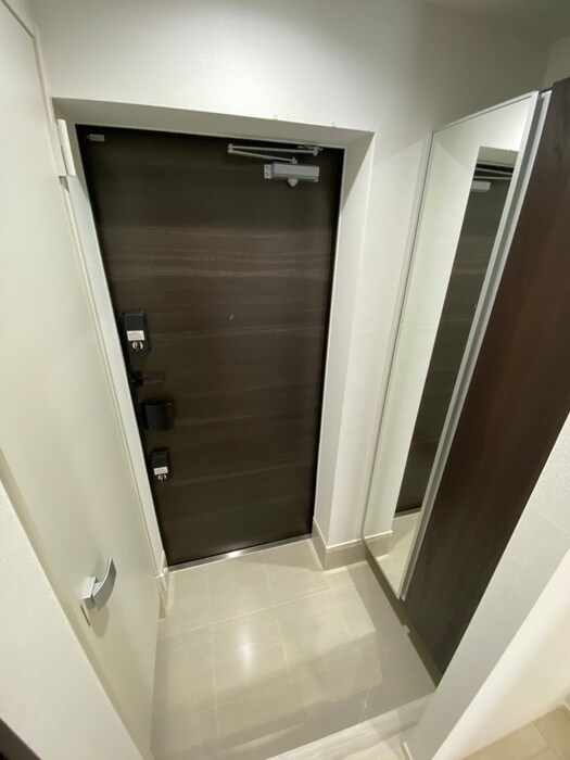 物件内観写真15　(室内からの展望)