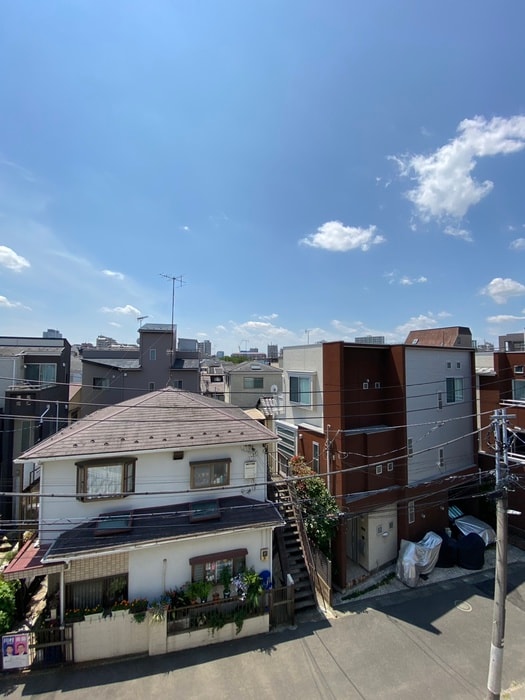 物件内観写真22　(室内からの展望)