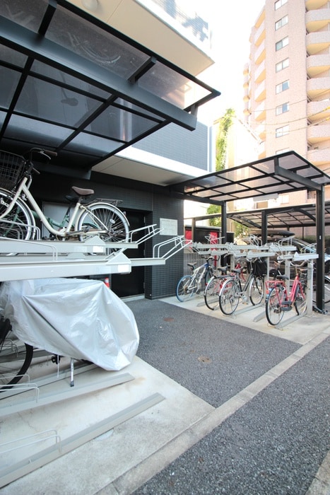 物件外観写真4　(駐輪場)