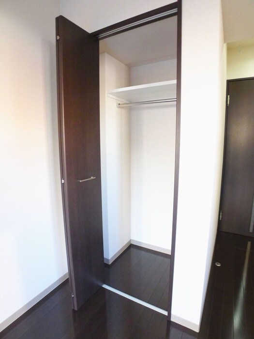 物件内観写真10　(収納)