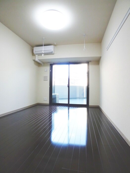 物件内観写真17　(室内からの展望)