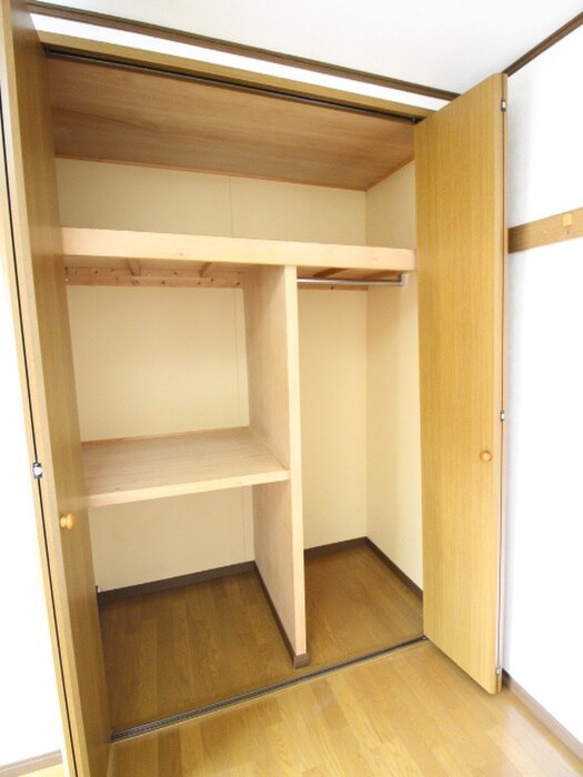 物件内観写真11　(収納)