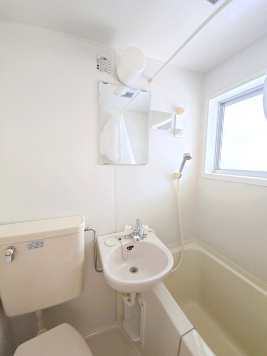 物件内観写真11　(洗面)