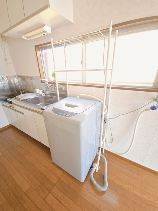 物件内観写真14　(洗濯機置場)