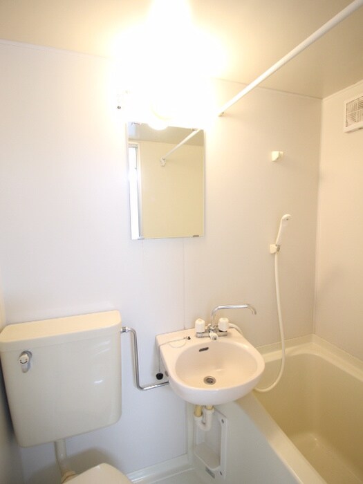 物件内観写真16　(洗面)