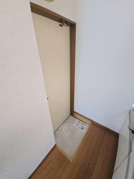 物件内観写真17　(玄関)