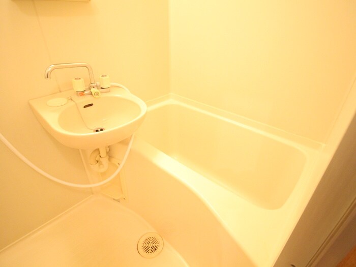 物件内観写真12　(バス／シャワールーム等)