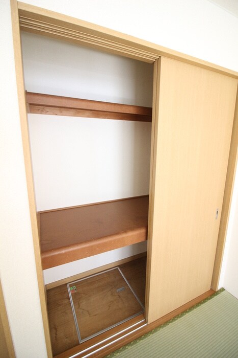 物件内観写真13　(収納)