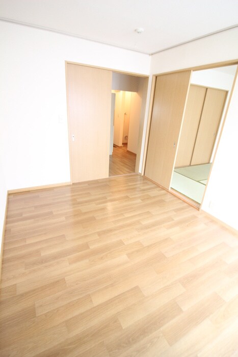 物件内観写真17　(居室)