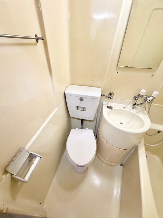 物件内観写真12　(トイレ)